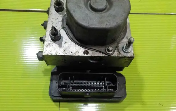 Fiat Punto (199) ABS Pump 51963416 JP176