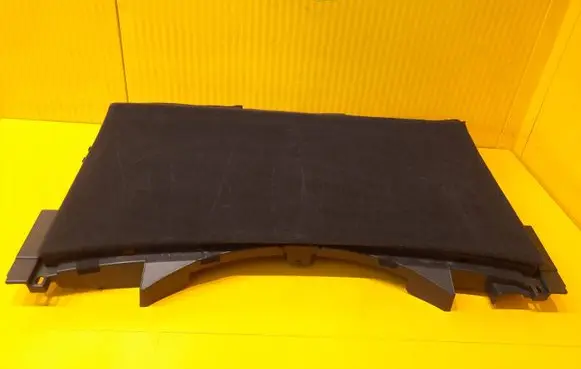 Parcel shelf