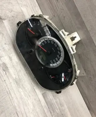 Mazda 5 Speedometer (instrument cluster) C235655430