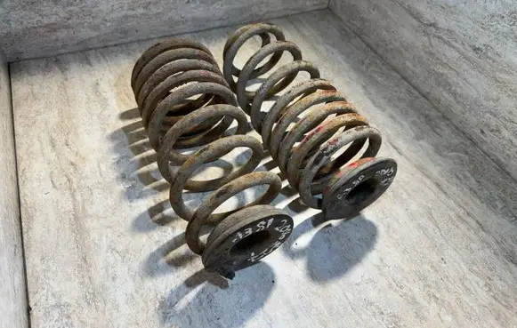 Audi A3 S3 8P Rear coil spring 
