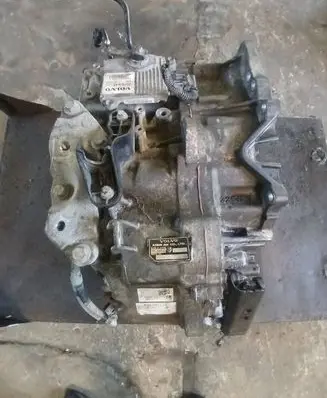 Volvo V70 Automatic gearbox 31256205 08C3809110 TF80SC