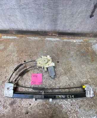 BMW 5 E39 Rear door window regulator with motor 113843 9030143 E007006002