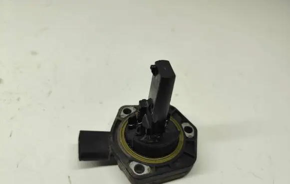 Volkswagen PASSAT B6 Oil level sensor 6PR00807903 1J0907660C