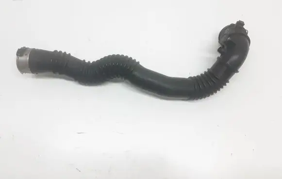 BMW 5 F10 F11 Intercooler hose/pipe 7612091