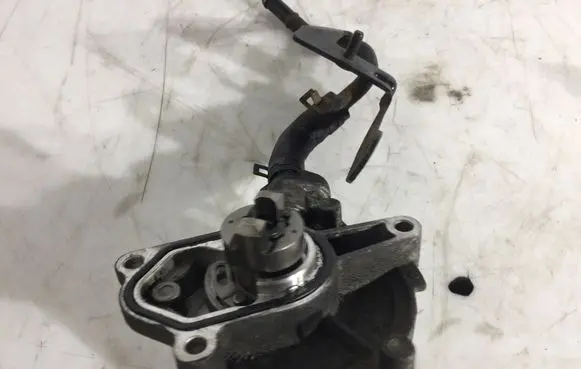 KIA Ceed Vacuum pump 288102A101