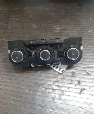 Skoda Superb B6 (3T) Climate control unit 3T0820047AD