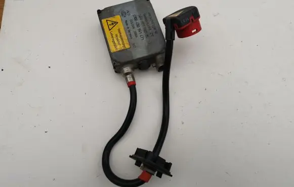 Audi A6 S6 C5 4B Headlight ballast module Xenon 4B0941471
