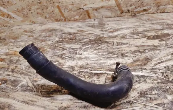 Nissan 240ZX, 280ZX, 300ZX Engine coolant pipe/hose