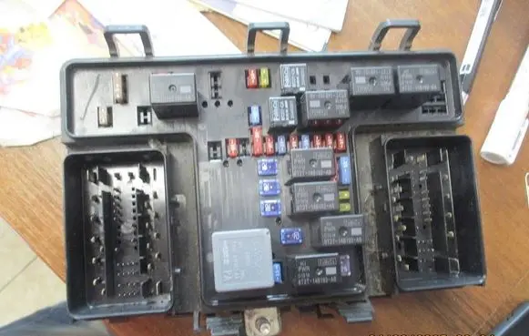 Ford S-MAX Fuse box set F2GT14A067CD 04062025 19483206