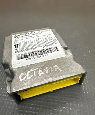 Seat Altea Airbag control unit/module 1K0909605T 25120504G 5WK43412
