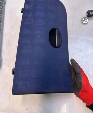 Peugeot 206 Glove box 23231