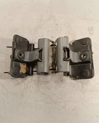 Jeep Grand Cherokee (WK) Loading door upper hinge 