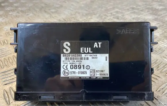 Subaru Outback Comfort/convenience module 88281AG390 X1T18474M 97RI010625