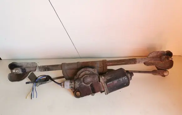 Suzuki Liana Front wiper linkage and motor 1592005593