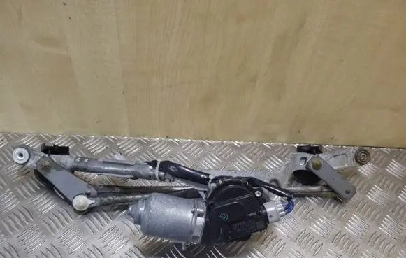 Toyota Auris 150 Front wiper linkage 8511002180