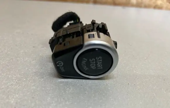 BMW 5 G30 G31 G38 Engine start stop button switch 6835087