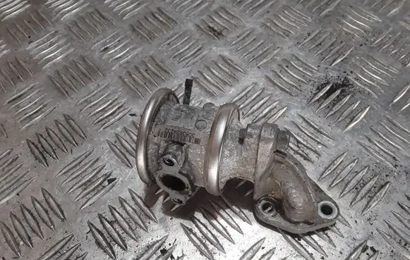 Audi A8 S8 D2 4D EGR valve 078131102