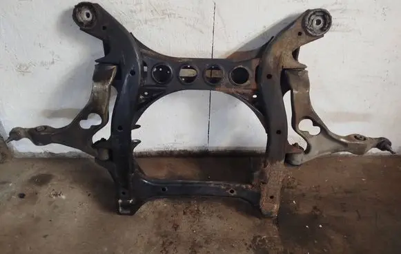Audi Q7 4L Front subframe 7L0409029 1807