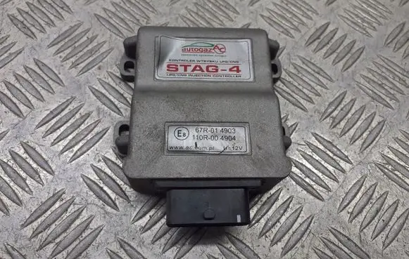 Mercedes-Benz C W202 LP gas control unit module 67R-014903
