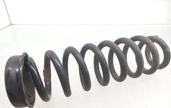 BMW 1 E81 E87 Rear coil spring