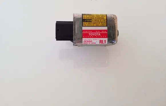 Toyota Prius (XW20) Airbag deployment crash/impact sensor 8986047040
