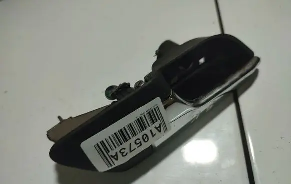 Opel Zafira B Rear door interior handle 68402
