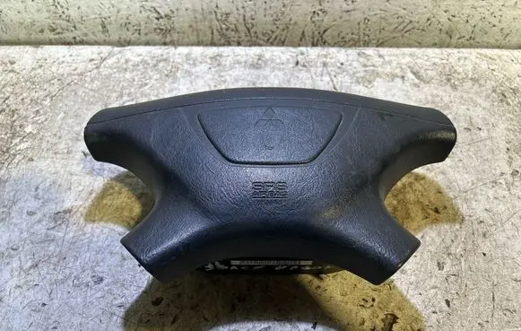 Mitsubishi Space Wagon Steering wheel airbag
