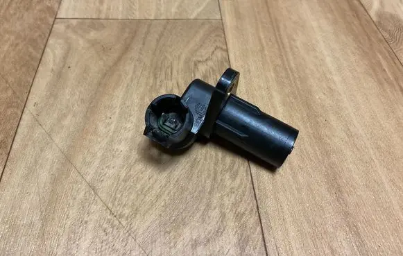 Volvo S40, V40 Crankshaft position sensor 7700113552