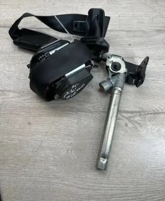 Renault Megane III Front seatbelt 5507746B