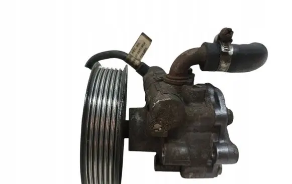 Volkswagen Sharan Power steering pump 98VW3A074AA