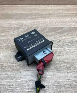 Audi A4 S4 B8 8K Light module LCM 8K5907357B 00837918AB