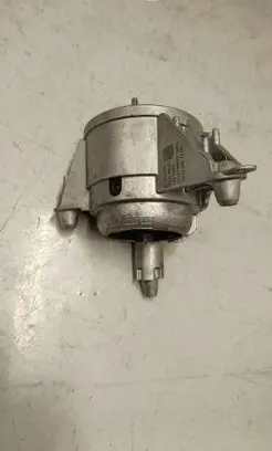 Mercedes-Benz E W214 Engine mount bracket A2142401200