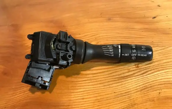Toyota RAV 4 (XA30) Wiper control stalk 17F060LH 17F060 4806017F146