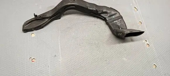 Ford Kuga I Air intake duct part 76894562 7M519E635