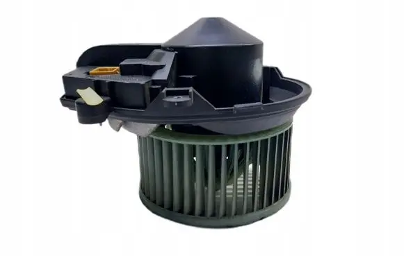 Audi A4 S4 B5 8D Front door blower motor 740221236F