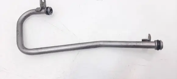 Coolant pipe/hose