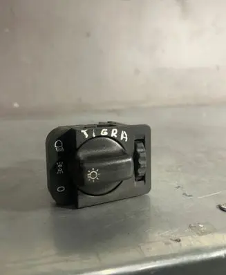 Opel Tigra A Light switch 90481763 90481764