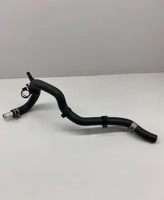 Toyota Land Cruiser (J120) Engine coolant pipe/hose