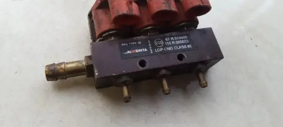 Ford Mondeo MK II LP gas injector 67R010905 110R000033