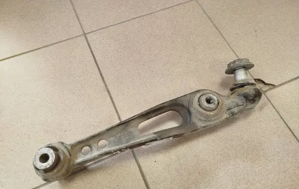 Land Rover Range Rover Sport L494 Front control arm DPLA3C255AD