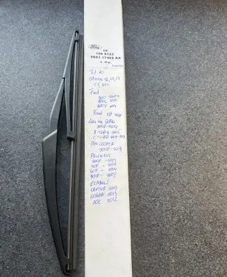 Renault Captur Rear wiper blade 1589122