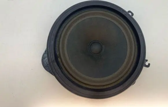 Audi A3 S3 8P Front door speaker 8P0035411C