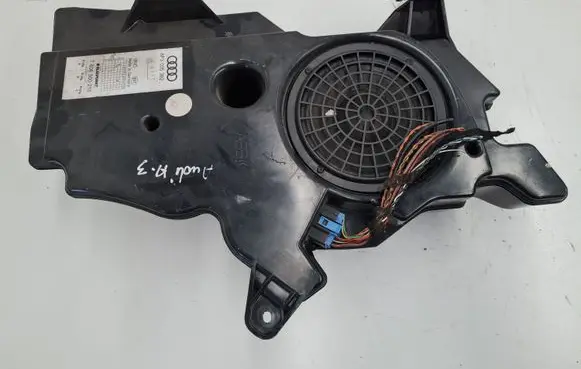 Audi A3 S3 8P Subwoofer speaker 7606500216 8P3035382