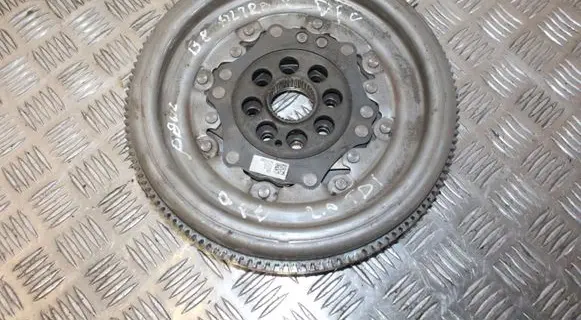 Volkswagen Passat Alltrack Dual mass flywheel 04L105266D