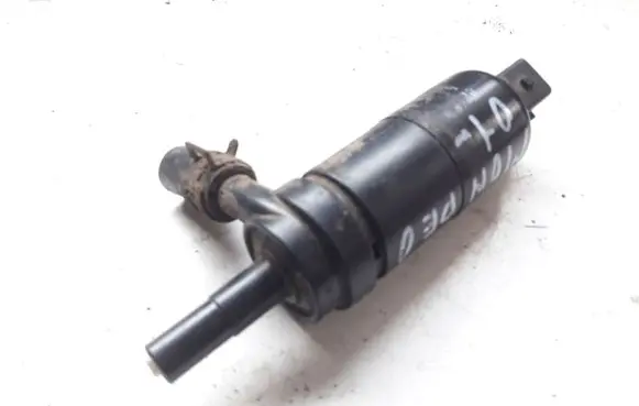 Ford Mondeo Mk III Windscreen/windshield washer pump
