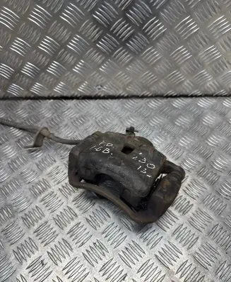 Hyundai i30 Front brake caliper