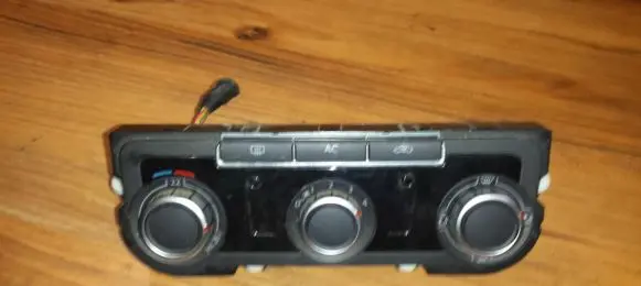 Volkswagen Golf VI Climate control unit 3C8907336AB