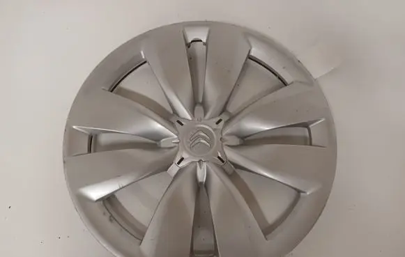 Citroen C3 R15 wheel hub/cap/trim 9685346380 9686524080