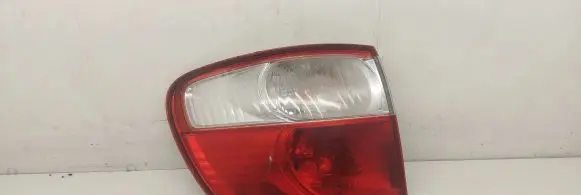 Toyota Avensis Verso Rear/tail lights