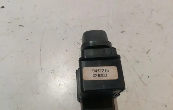 Volvo V70 Electric window control switch 9472275